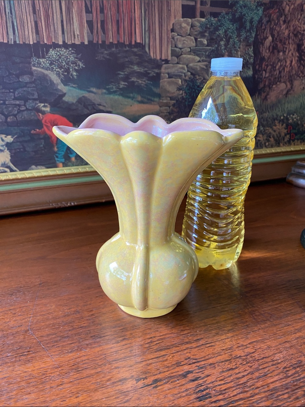 1940s Gonder Pottery fluted flower vase (E49), made in U.S.A.